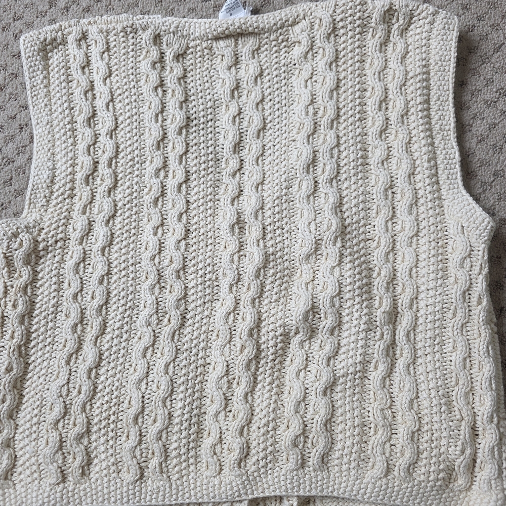 Vintage talbots hand knit silk blend vest - Picture 7 of 9